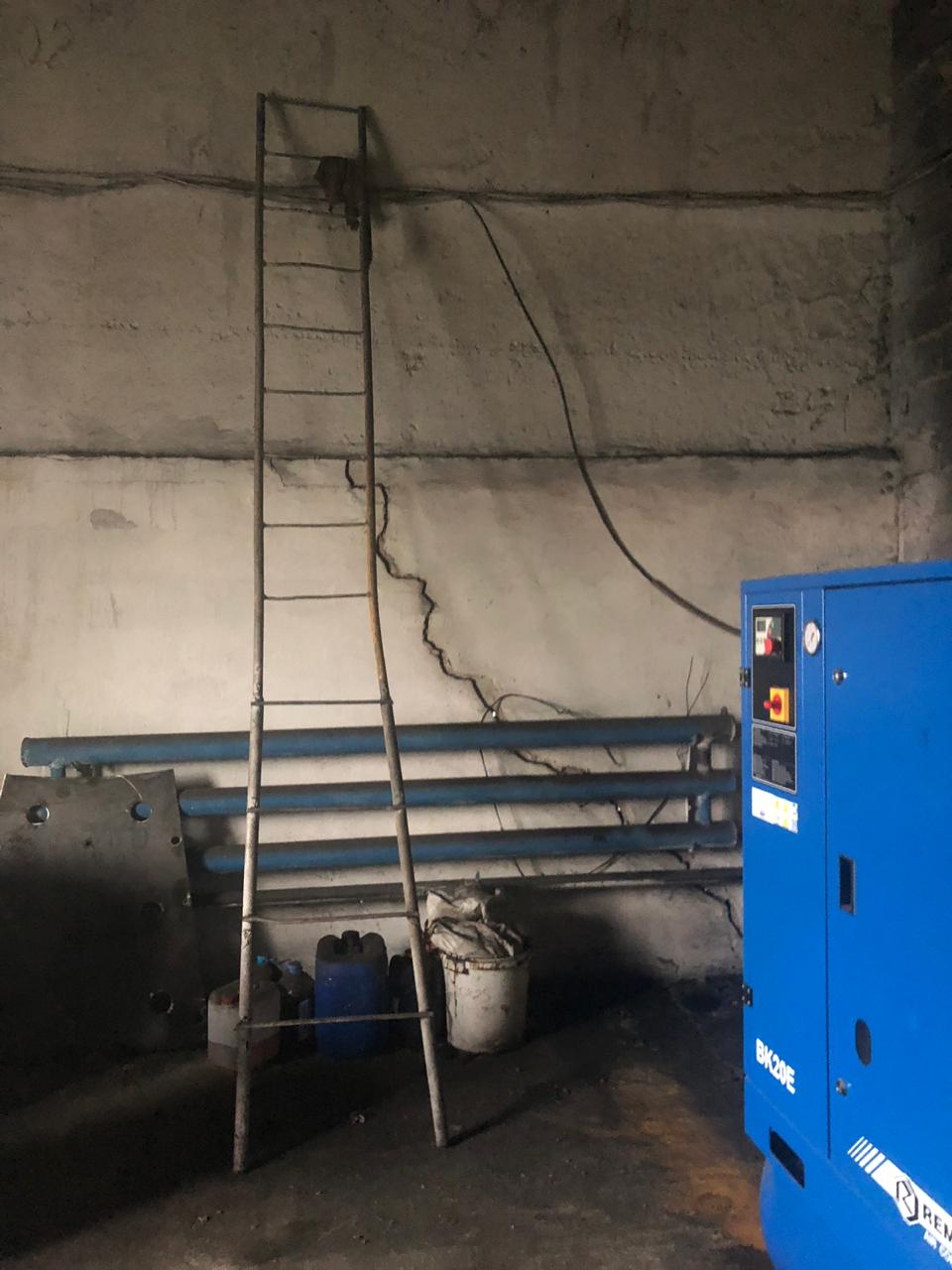 img 1