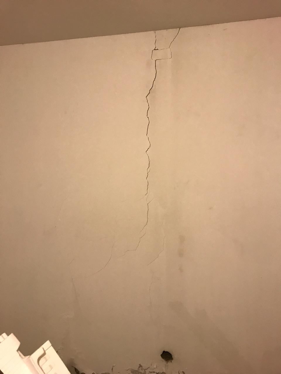 img 1